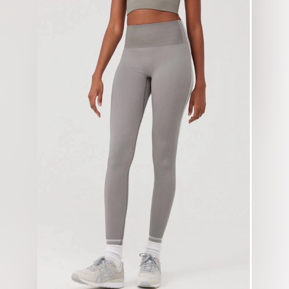 NEW NWT Outdoor Voices Graphite Dove Seamless Legging 7/8 size S